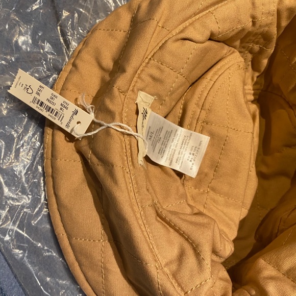 Madewell bucket hat - Picture 10 of 14